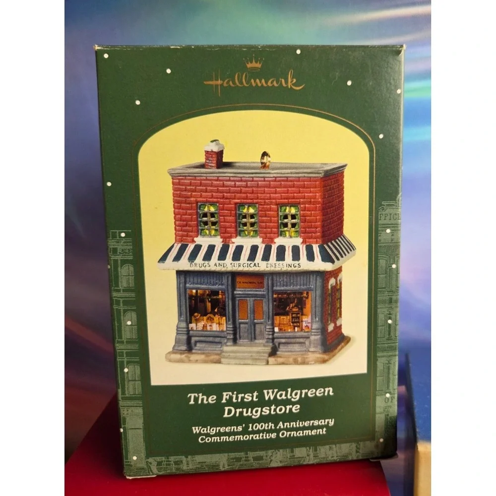 Lot of 5 Hallmark Shops & Buildings, 1st Walgreens, Church, Schoolhouse, Etc.